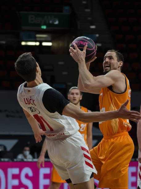 萨整体战术 萨整体战术