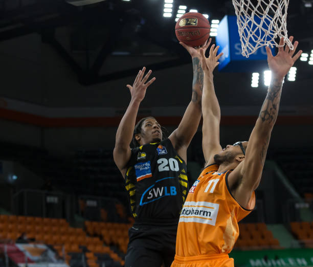 更是一场战 更是一场战