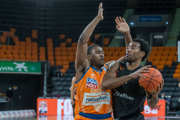 在战术适配 在战术适配